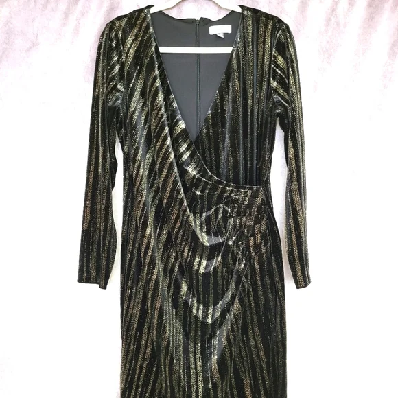 Calvin klein black and gold dress deals